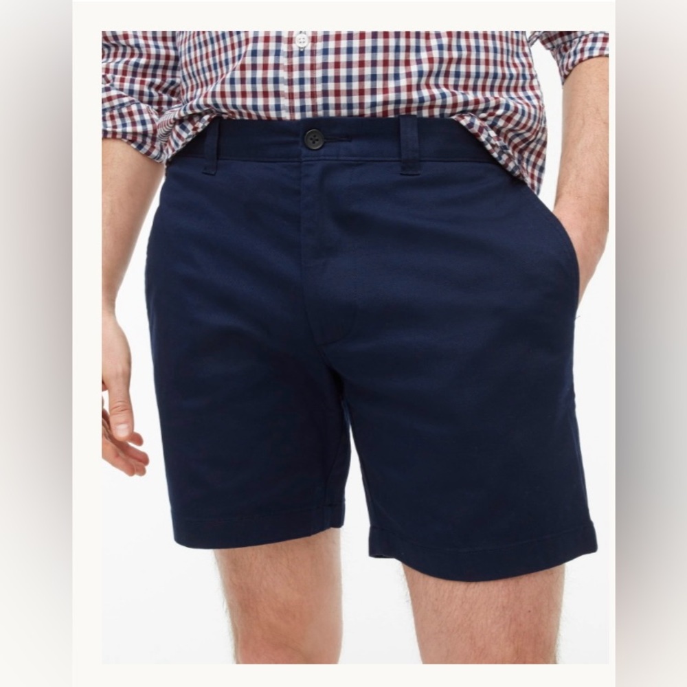 NWOT JCrew Factory 7” cotton chino shorts men’s size 31 navy blue